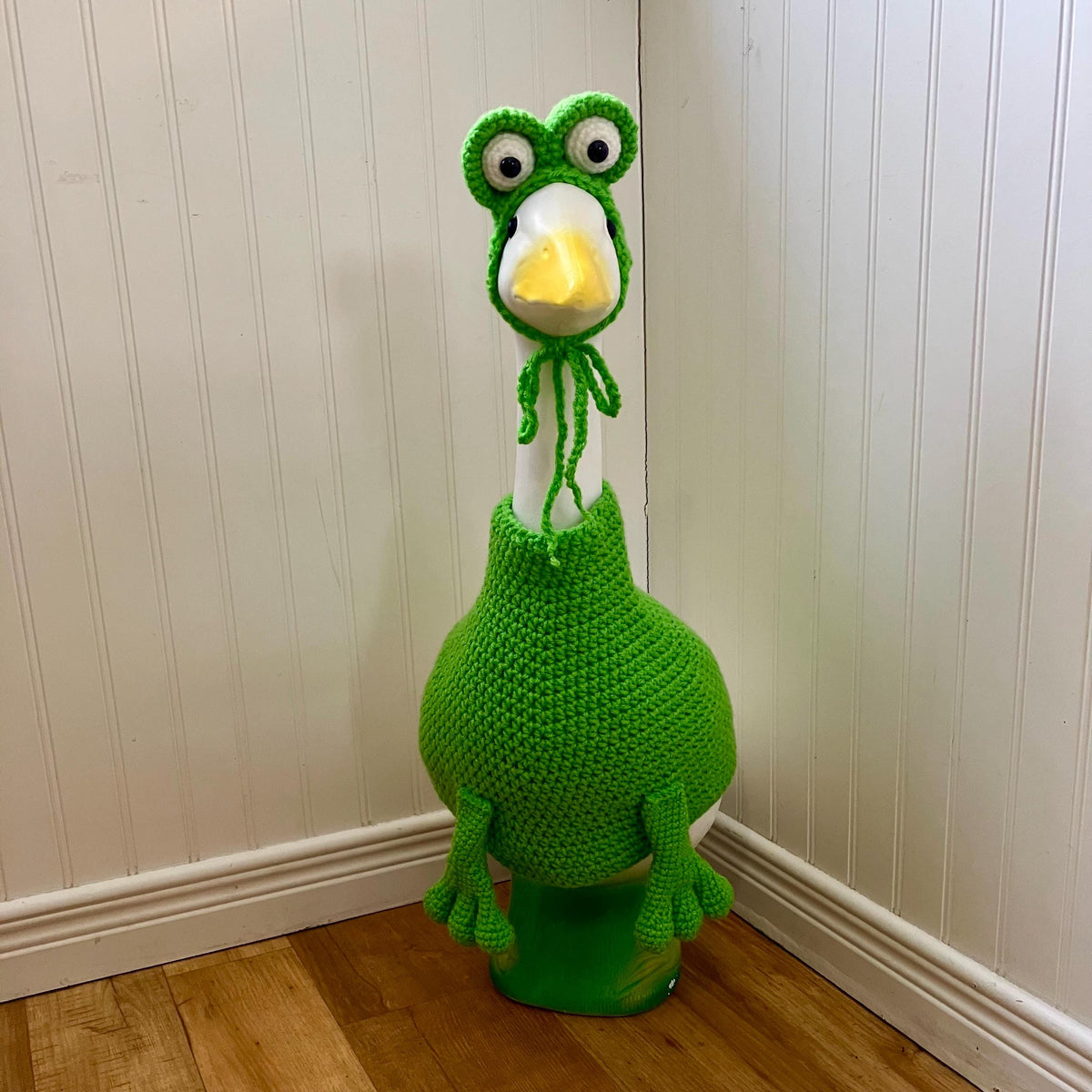 Frog Porch Goose Crochet Pattern PDF Instant Download