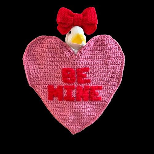 Conversation Heart Porch Goose Crochet Pattern PDF Instant Download